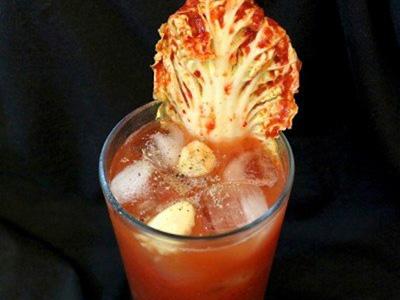 Berani Coba Minum Cocktail Unik Rasa Kimchi Ini?
